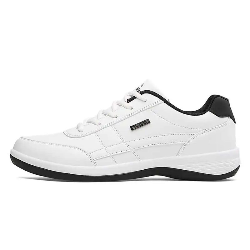 Tenis/ sapatenis de couro sintético moda mocassins uso  esporte  fino   confortável